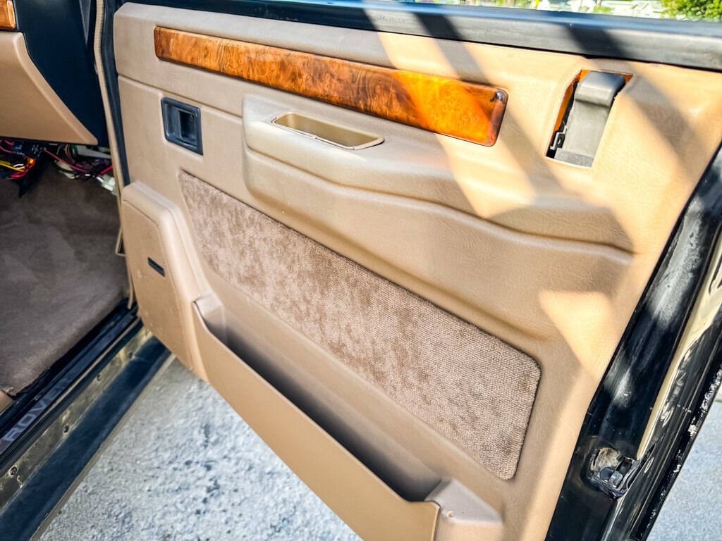 Land-Rover-Range-Rover-1995-SUV-24