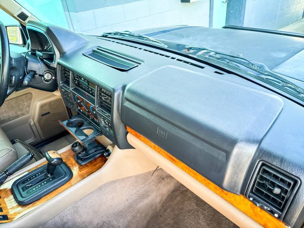 Land-Rover-Range-Rover-1995-SUV-26