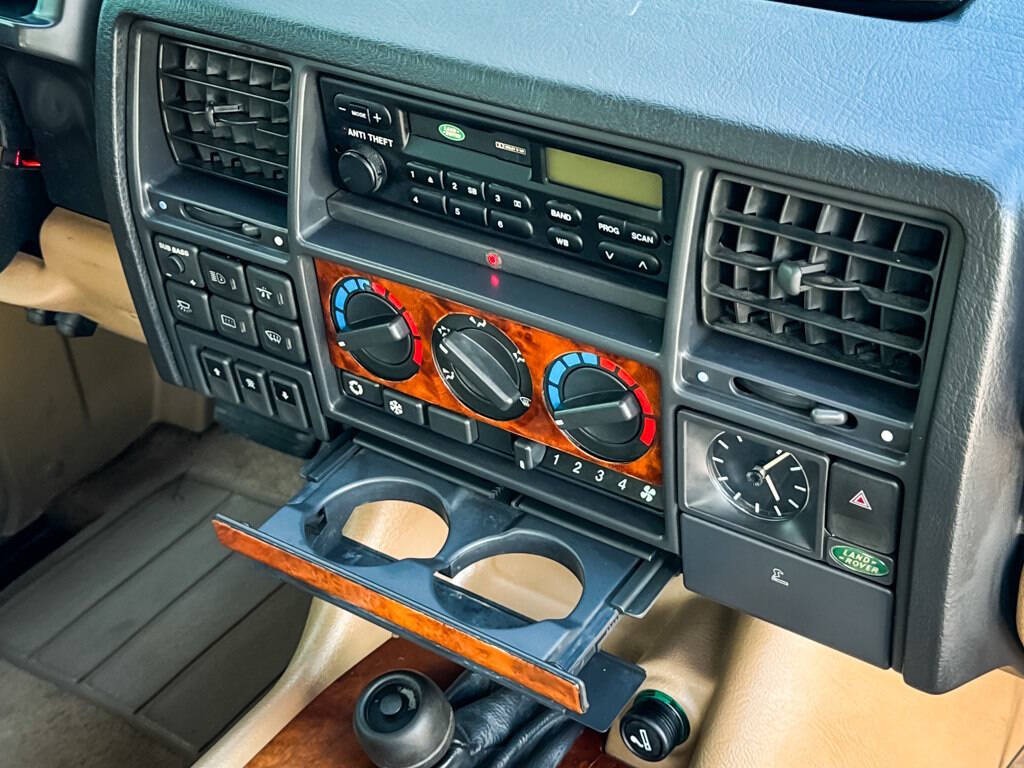 Land-Rover-Range-Rover-1995-SUV-27