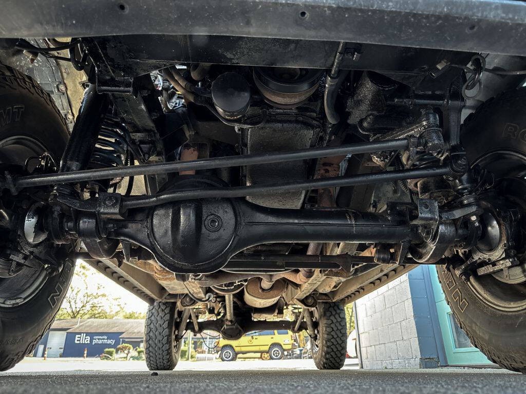 Land-Rover-Range-Rover-1995-SUV-39