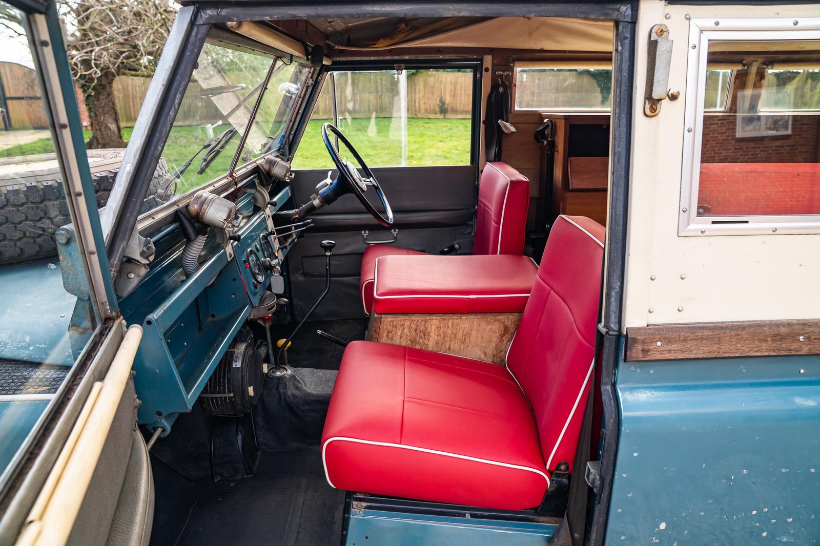 Land-Rover-Series-2-Searle-CAMPER-1964-12