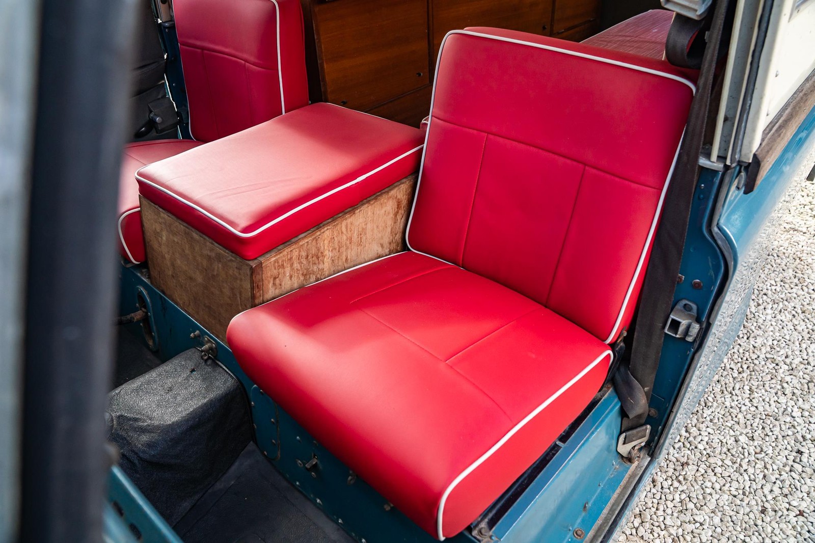 Land-Rover-Series-2-Searle-CAMPER-1964-14