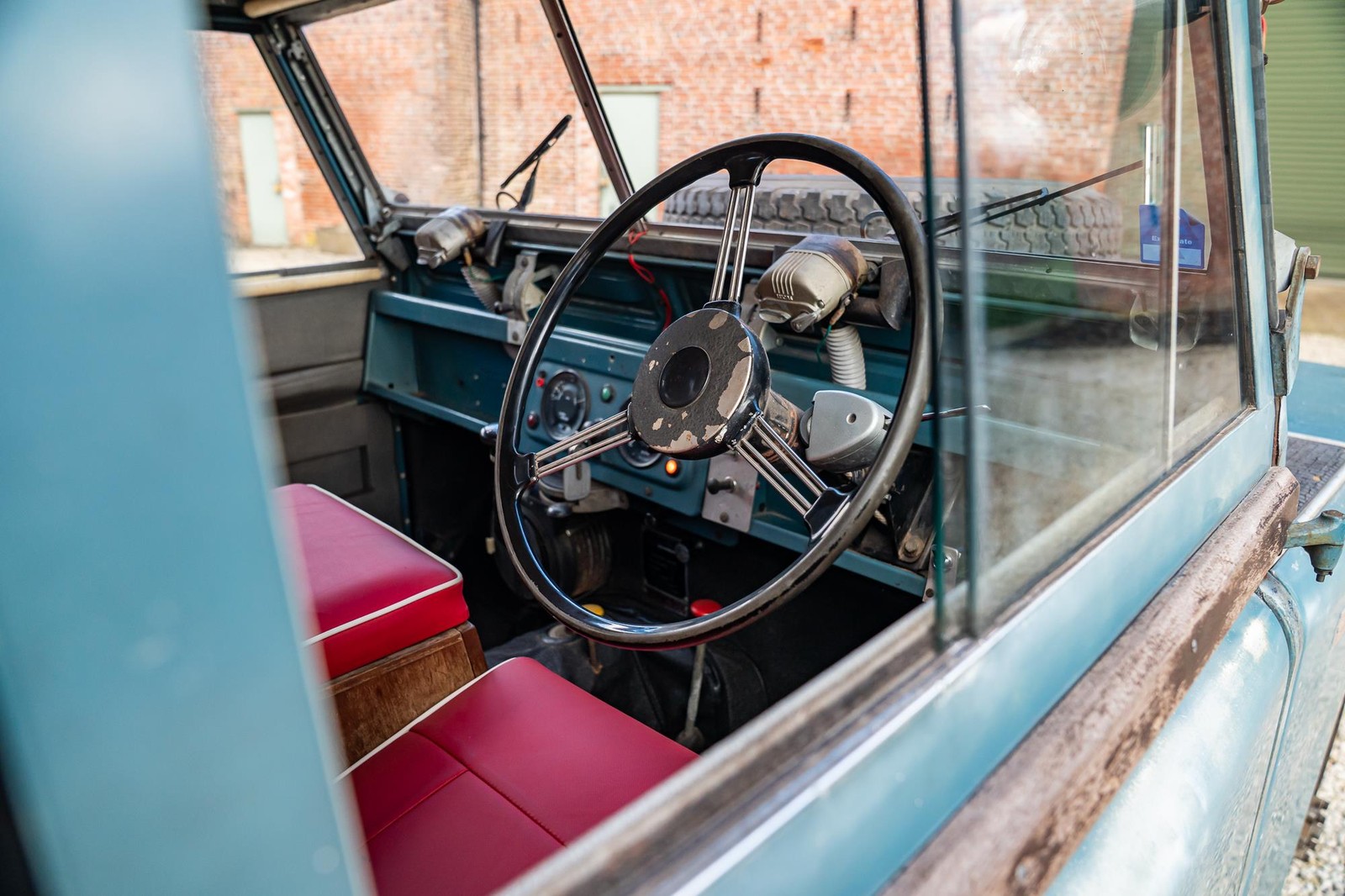 Land-Rover-Series-2-Searle-CAMPER-1964-17