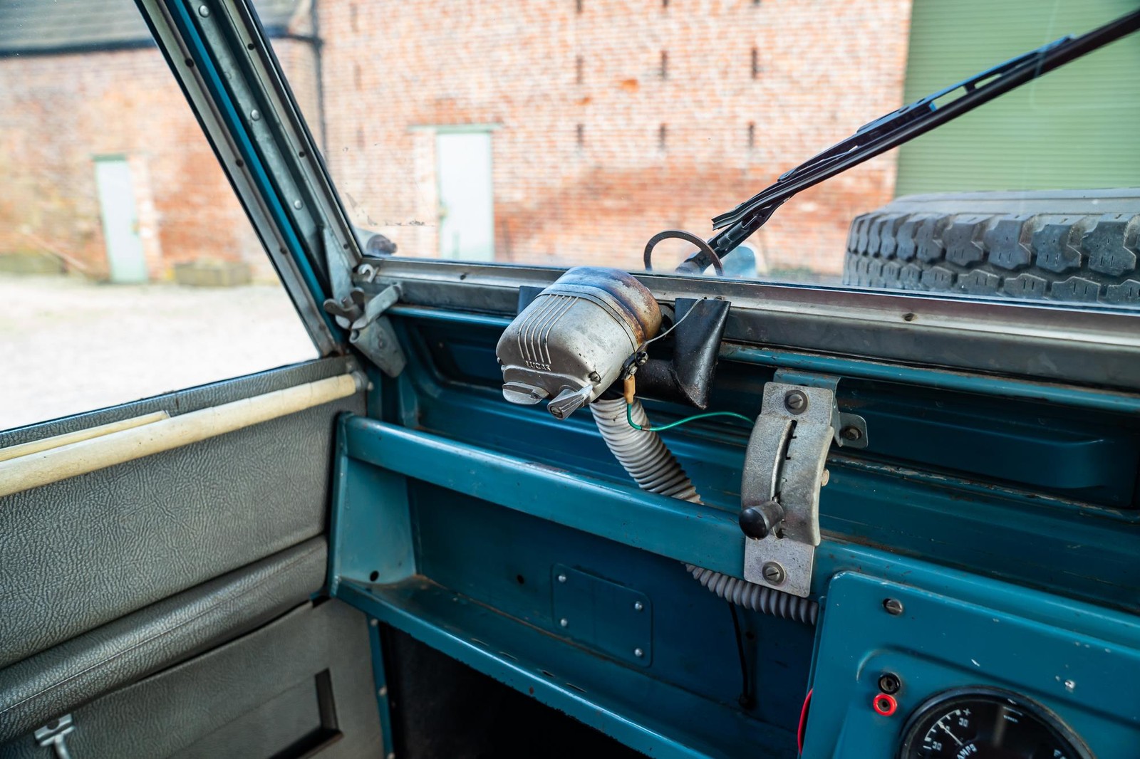 Land-Rover-Series-2-Searle-CAMPER-1964-22