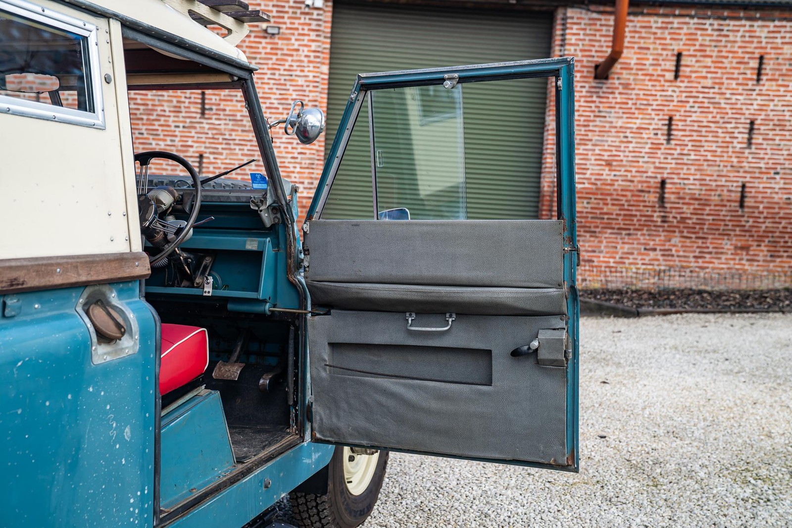 Land-Rover-Series-2-Searle-CAMPER-1964-25