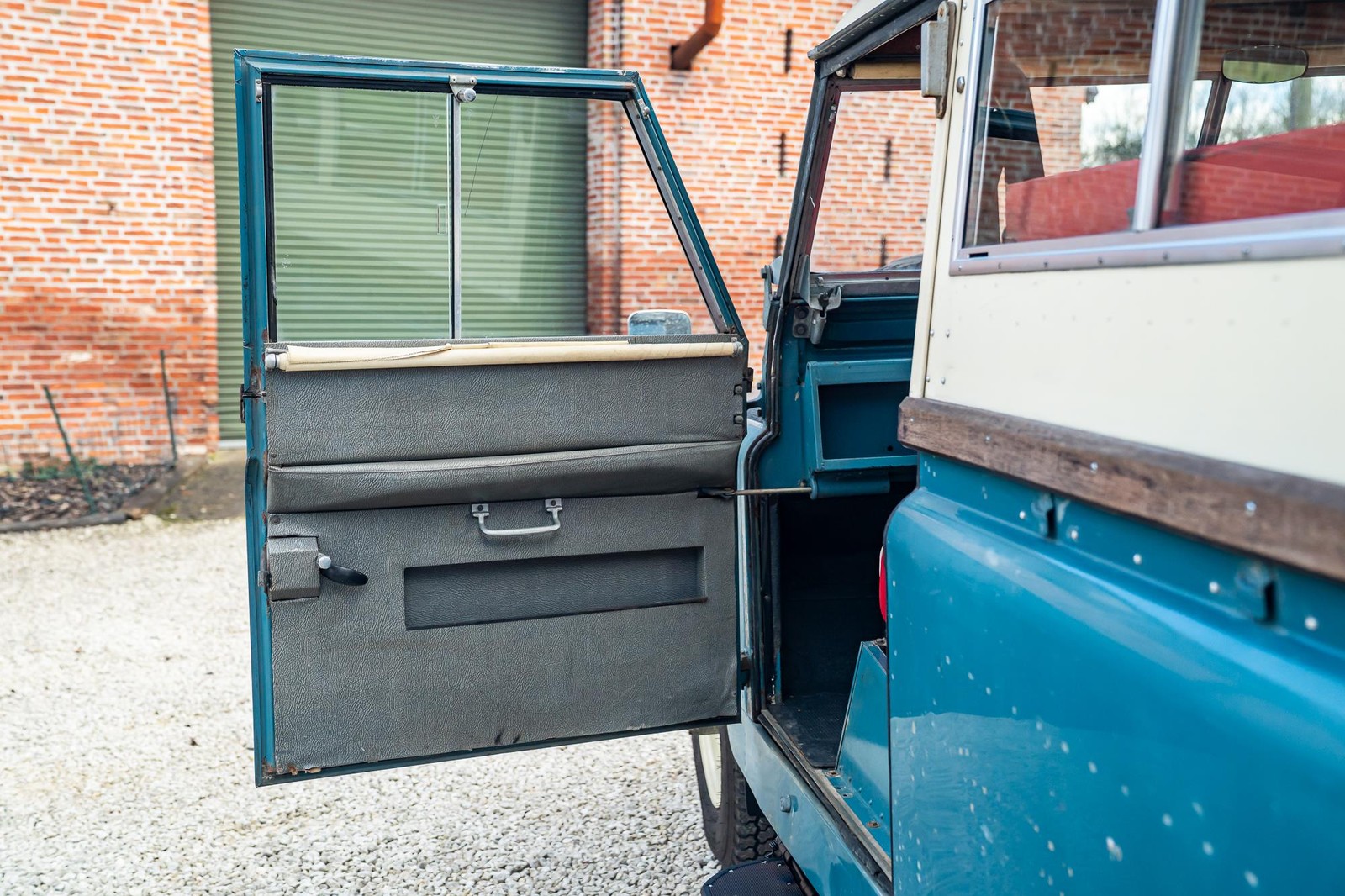 Land-Rover-Series-2-Searle-CAMPER-1964-26