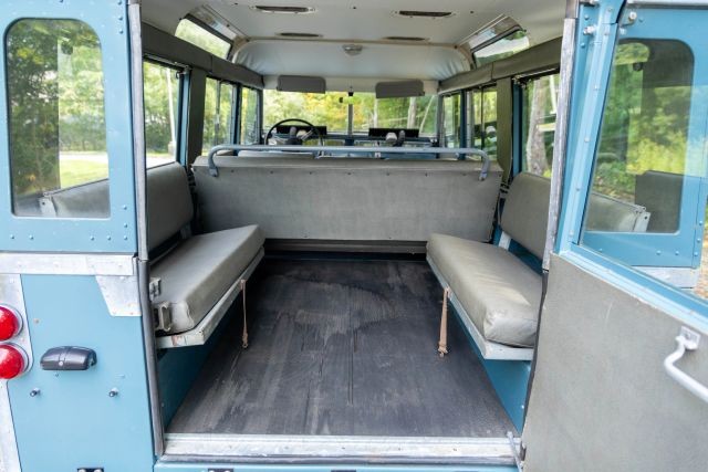 Land-Rover-Series-II-109-Station-Wagon-1963-Wagon-13