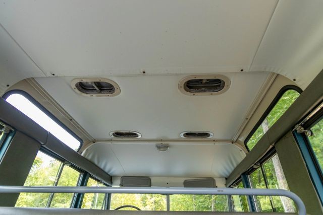 Land-Rover-Series-II-109-Station-Wagon-1963-Wagon-17