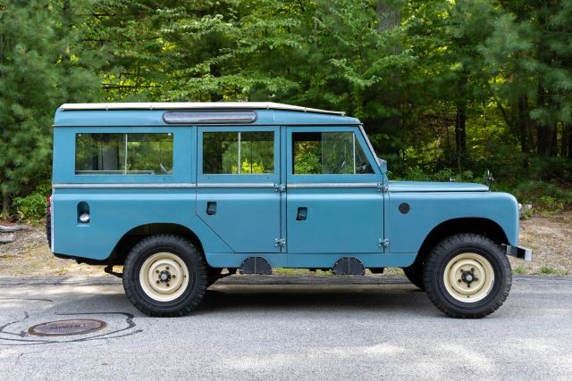 Land-Rover-Series-II-109-Station-Wagon-1963-Wagon-18