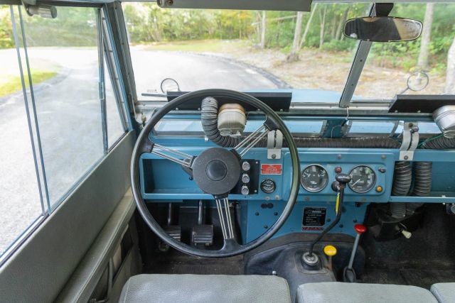 Land-Rover-Series-II-109-Station-Wagon-1963-Wagon-30