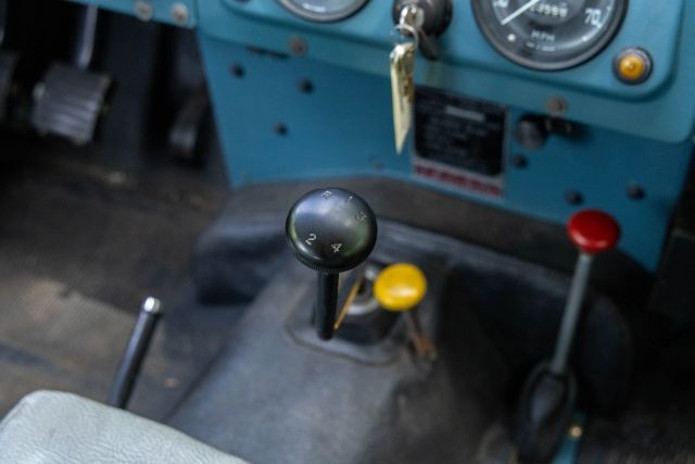 Land-Rover-Series-II-109-Station-Wagon-1963-Wagon-32