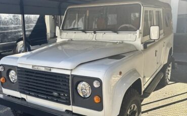 Land-rover-110-1994-White-Tan-14