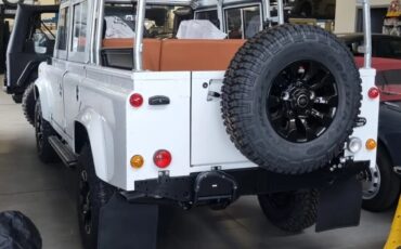 Land-rover-110-1994-White-Tan-5