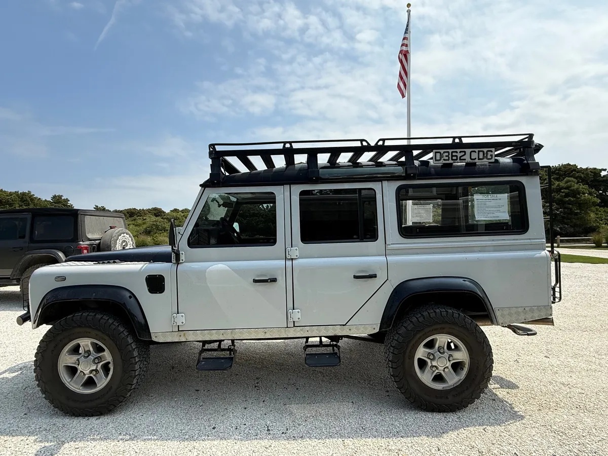 Land-rover-Defender-1987-White-Grey-7
