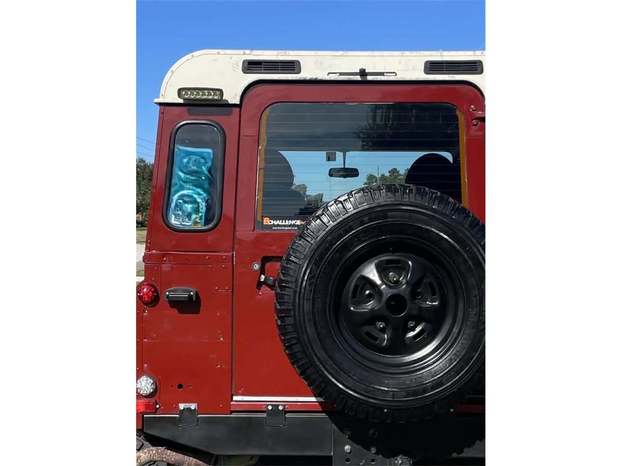 Land-rover-Defender-1989-Burgundy-BlackGray-37