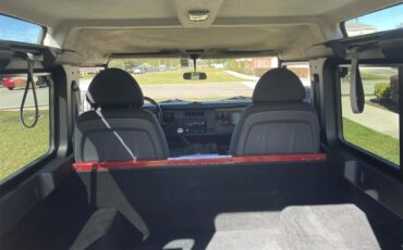 Land-rover-Defender-1989-Burgundy-BlackGray-4