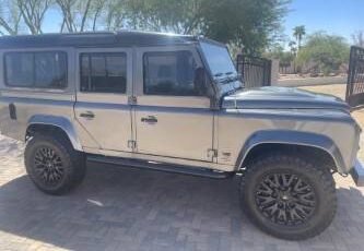 Land-rover-defender-110-1994-grey-4