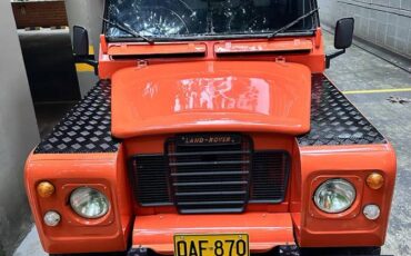 Land-rover-defender-1982-orange-5
