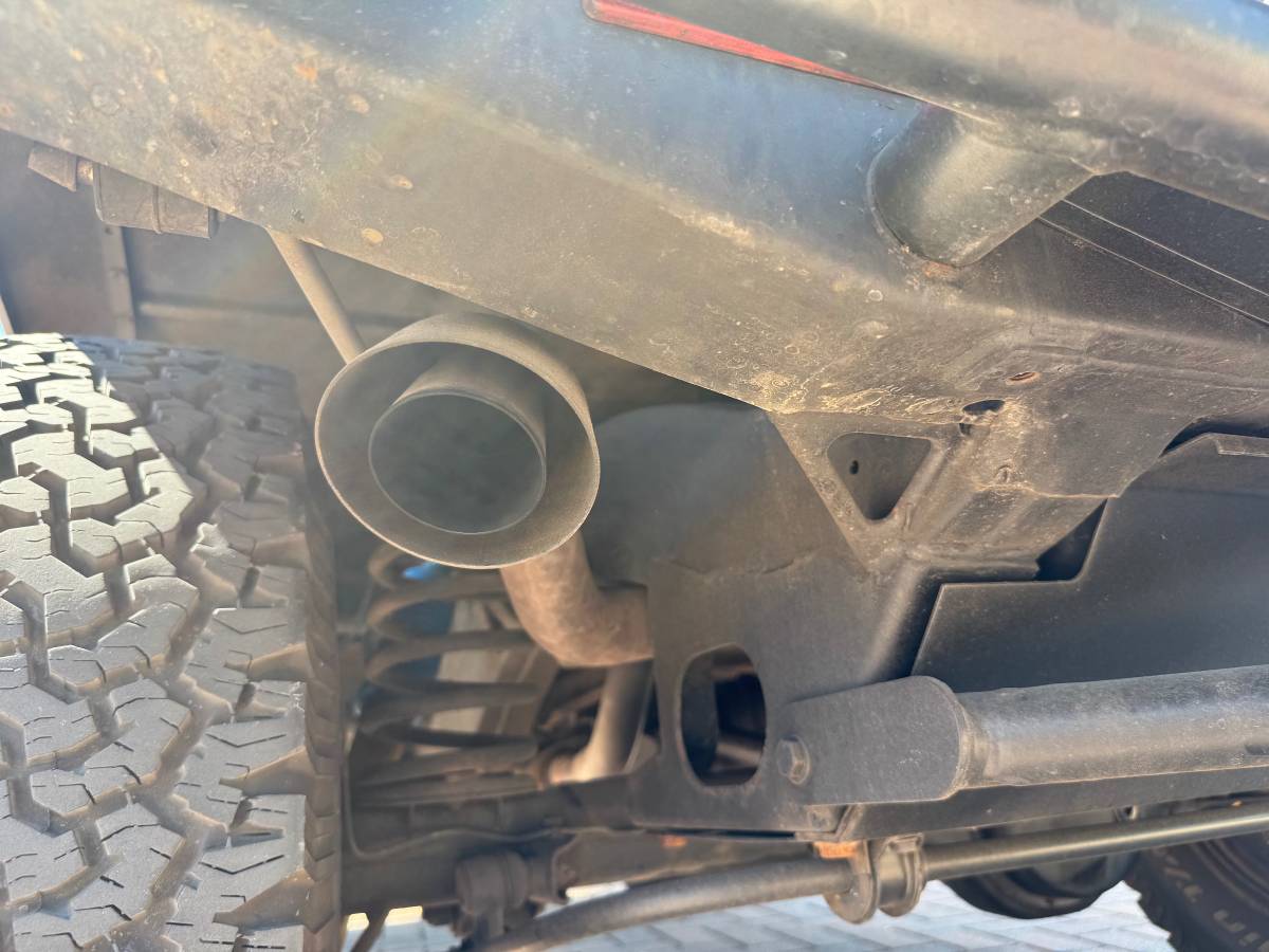 Land-rover-defender-90-nas-diesel-1994-white-16