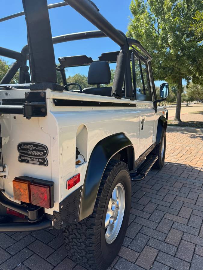 Land-rover-defender-90-nas-diesel-1994-white-2