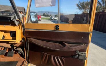 Land-rover-diesel-1963-yellow-10