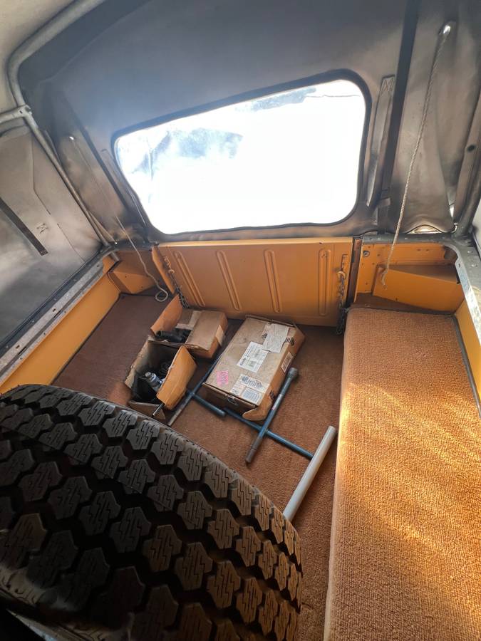 Land-rover-diesel-1963-yellow-12