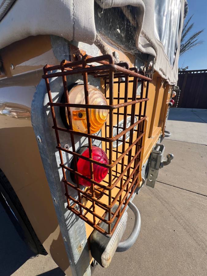 Land-rover-diesel-1963-yellow-14