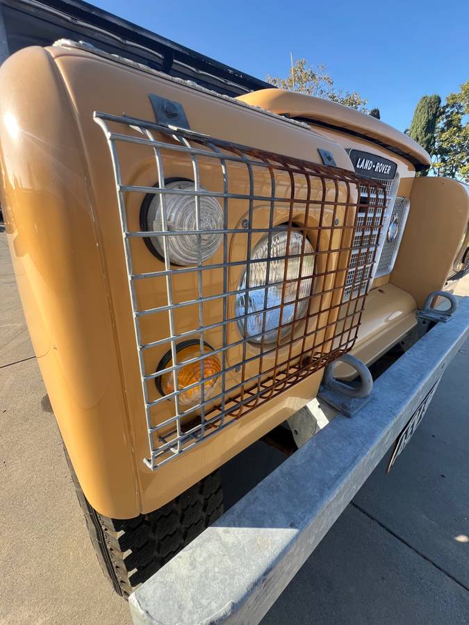 Land-rover-diesel-1963-yellow-15