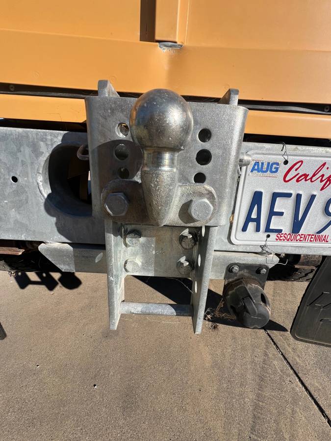 Land-rover-diesel-1963-yellow-16