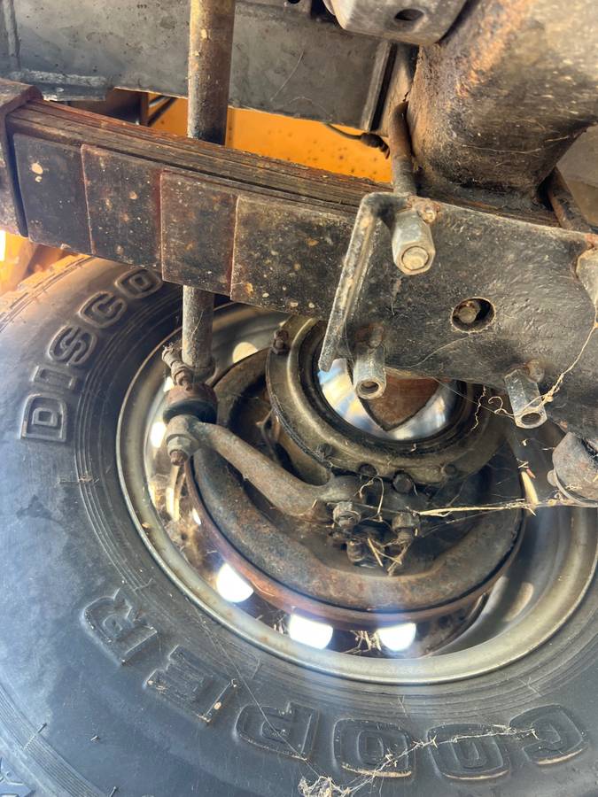 Land-rover-diesel-1963-yellow-19