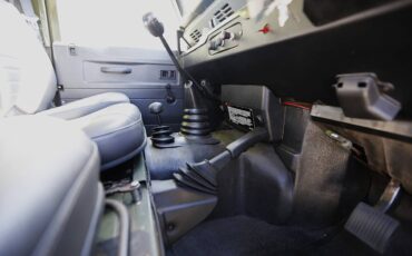 Land-rover-diesel-1989-green-14