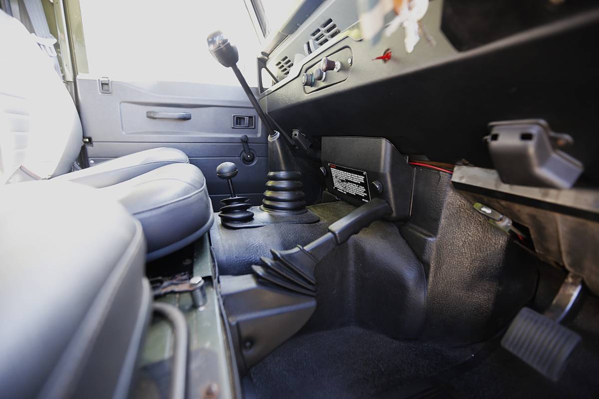 Land-rover-diesel-1989-green-14