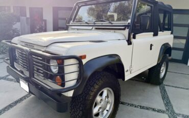 Land-rover-nas-90-1995-white-16