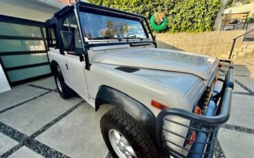 Land-rover-nas-90-1995-white-38