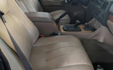 Land-rover-range-rover-classic-swb-1995-green-8