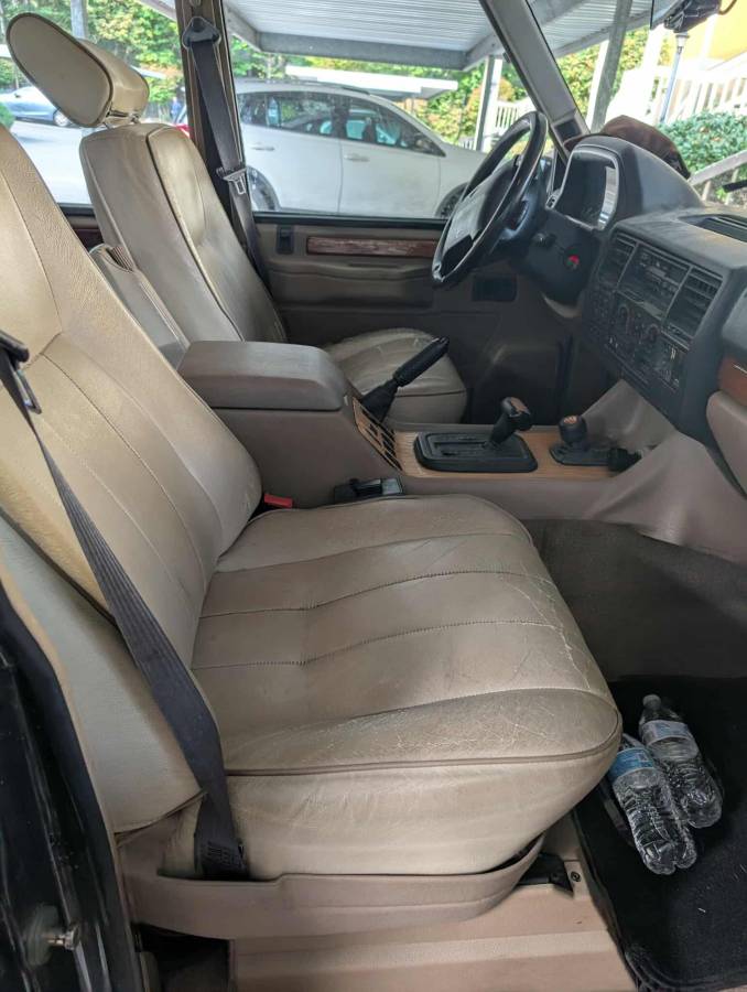 Land-rover-range-rover-classic-swb-1995-green-8