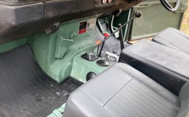 Land-rover-series-3-1975-11