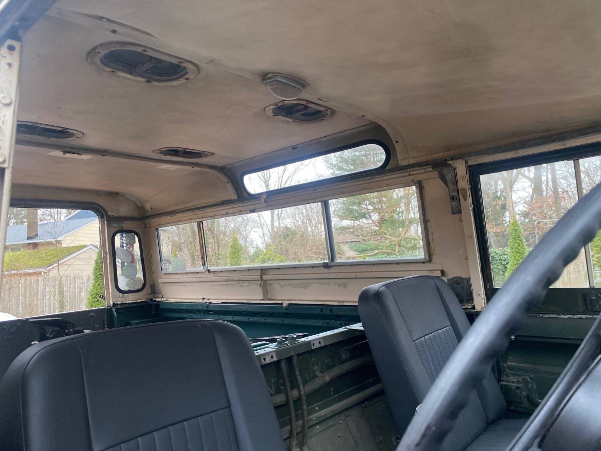 Land-rover-series-3-1975-12