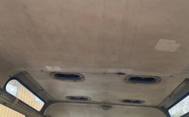 Land-rover-series-3-1975-7