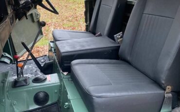 Land-rover-series-3-1975-8