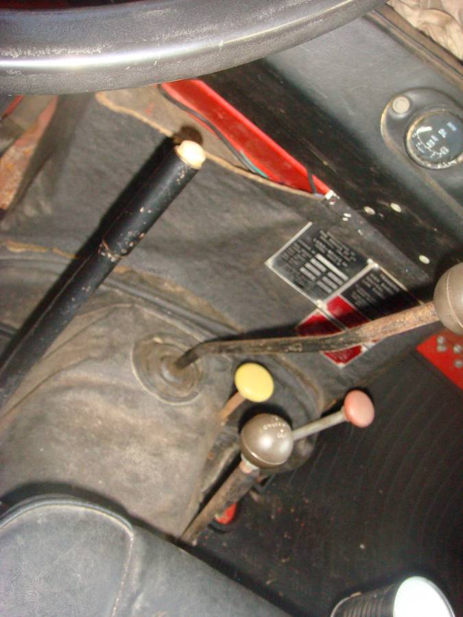 Land-rover-series-iii-1972-red-10