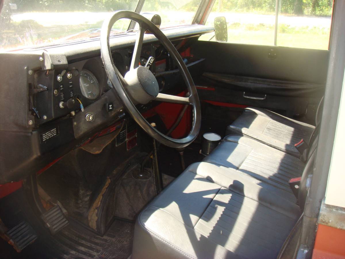 Land-rover-series-iii-1972-red-5