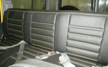 Landrover-defender-1993-yellow-11