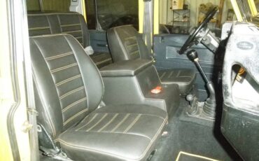 Landrover-defender-1993-yellow-8