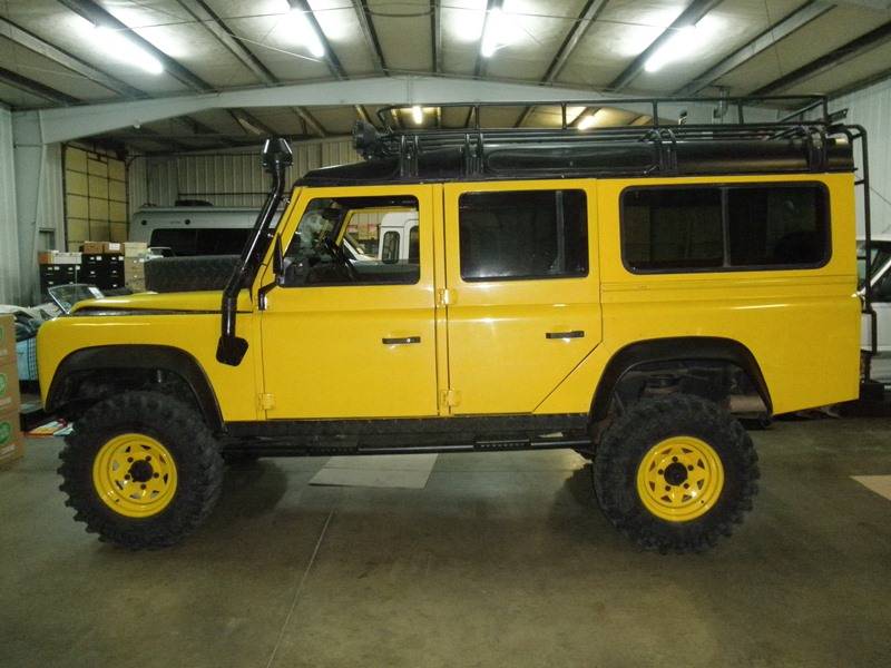 Landrover-defender-1993-yellow