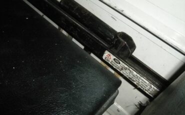 Landrover-defender-diesel-1995-white-16