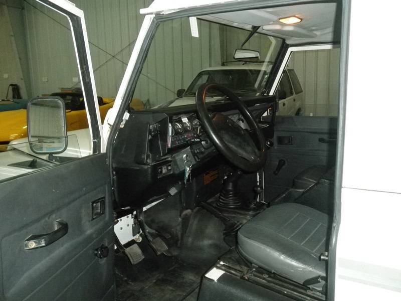 Landrover-defender-diesel-1995-white-6