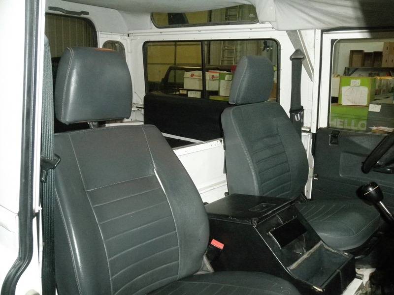 Landrover-defender-diesel-1995-white-9