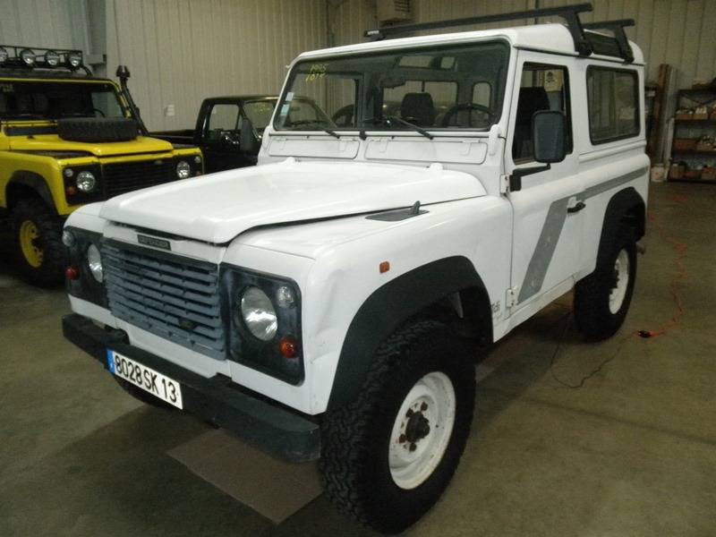 Landrover-defender-diesel-1995-white