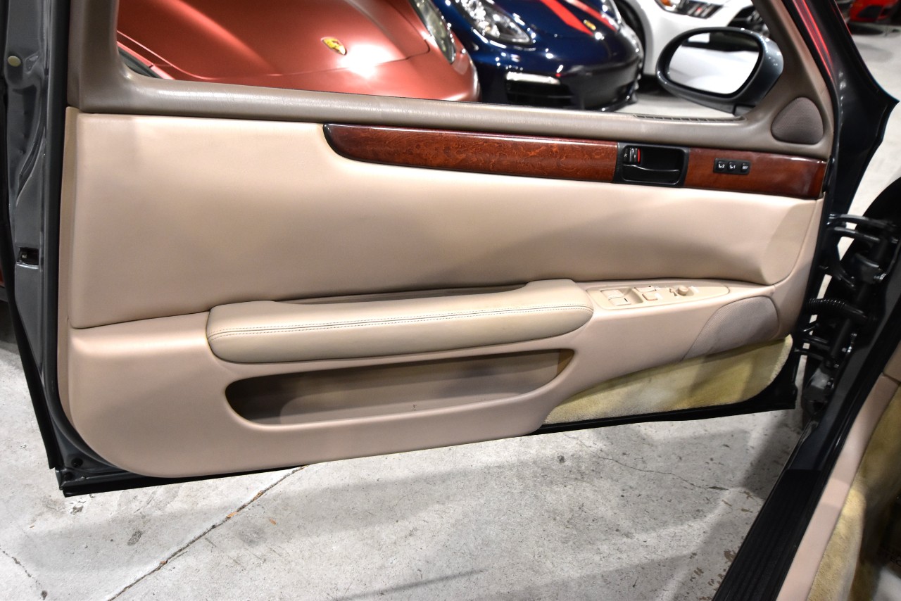 Lexus-SC-1992-Coupe-14